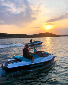 South Coast Jet Ski tours in Southampton and Poole. Jet Ski tours in Hampshire and Dorset. Fully qualified RYA jet ski instructors. Jet ski tours.
