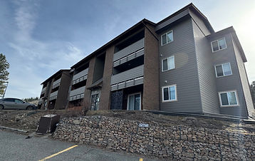 706 44 Whiteshield Crescent