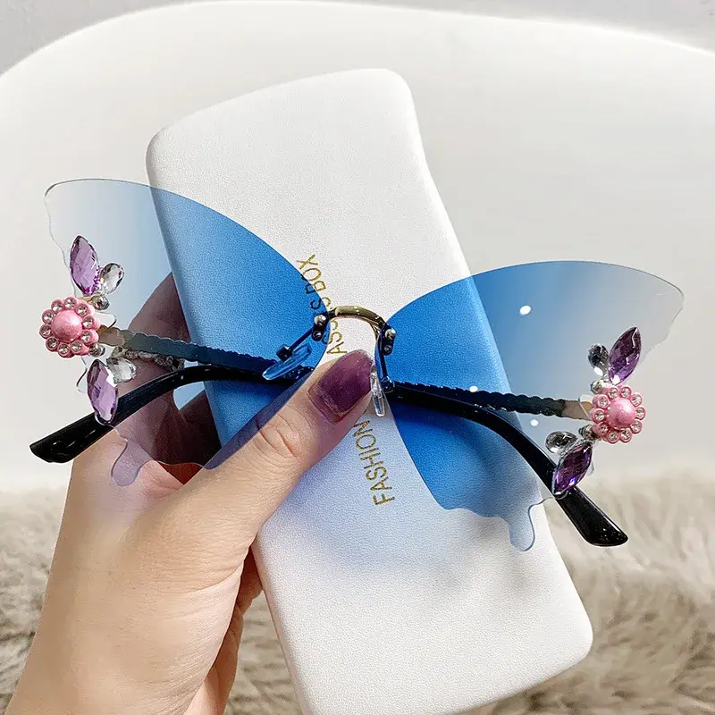 Thumbnail: Vault Series: Rimless Luxe Butterfly Shades
