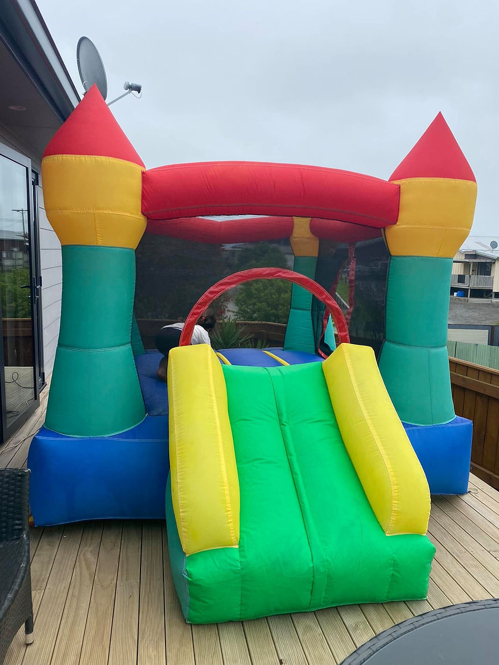 Toddlers multicolour bouncy castle