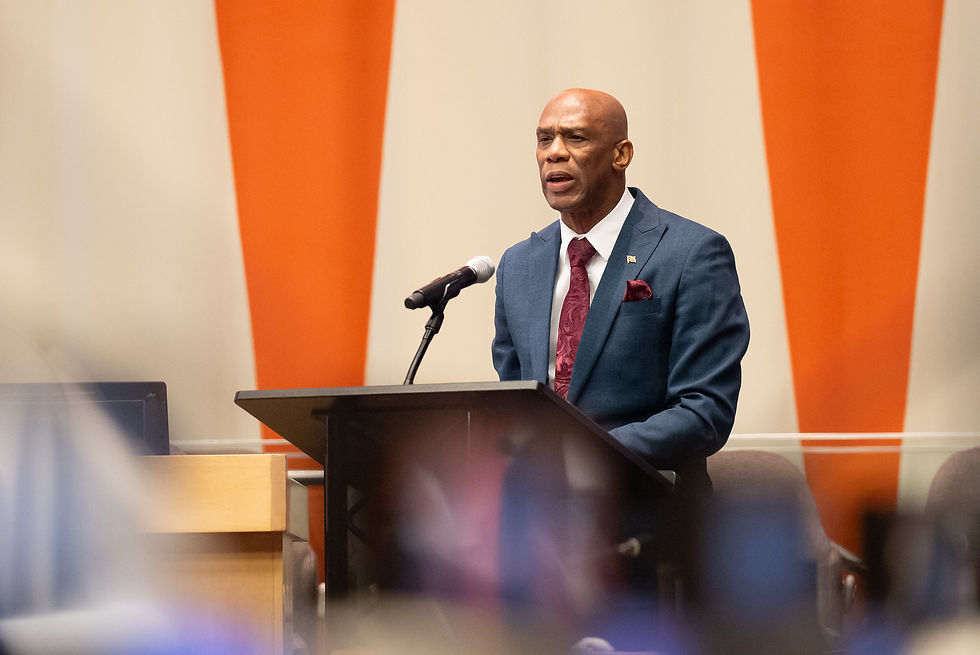 Mr. Clare Browne, Director of Education, Ministry of Education, Sports and Creative Industries, Antigua and Barbuda, delivers special remarks at the Transforming Global Education Summit. Photo: PVBLIC Foundation/Simon Luethi