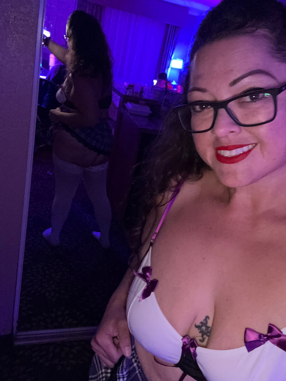  Daytime Playtime Event hosted by Sexy Michelle!!