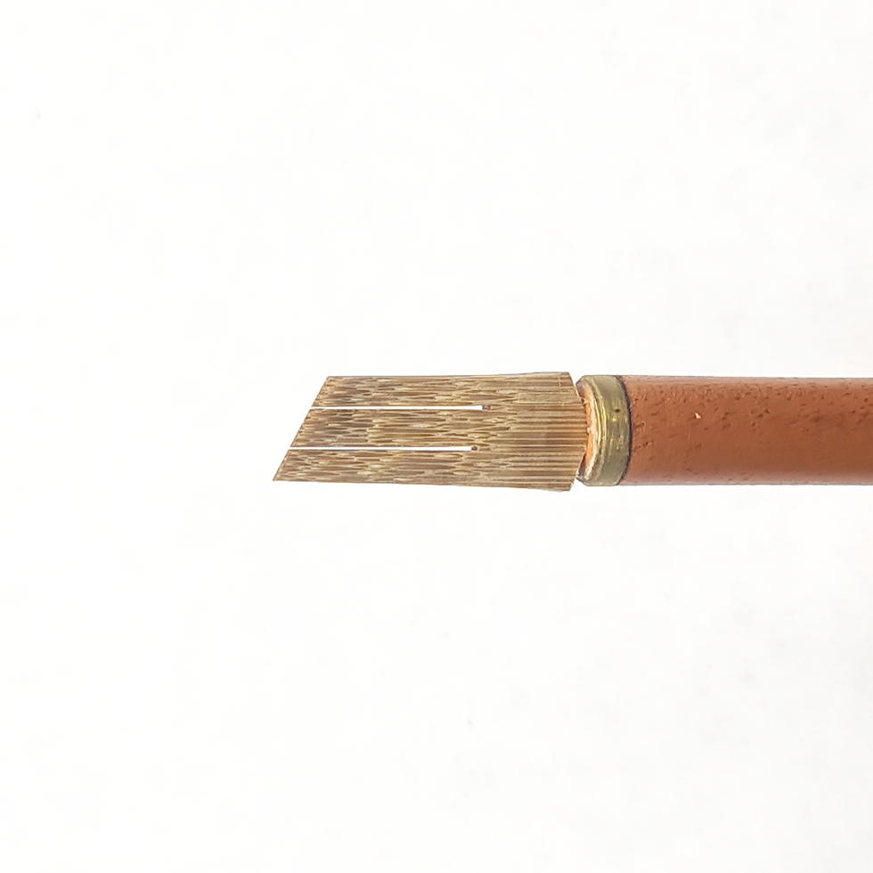 תמונה ממוזערת: קאלאם עט קנה לקליגרפיה ערבית תקריב על הקצה