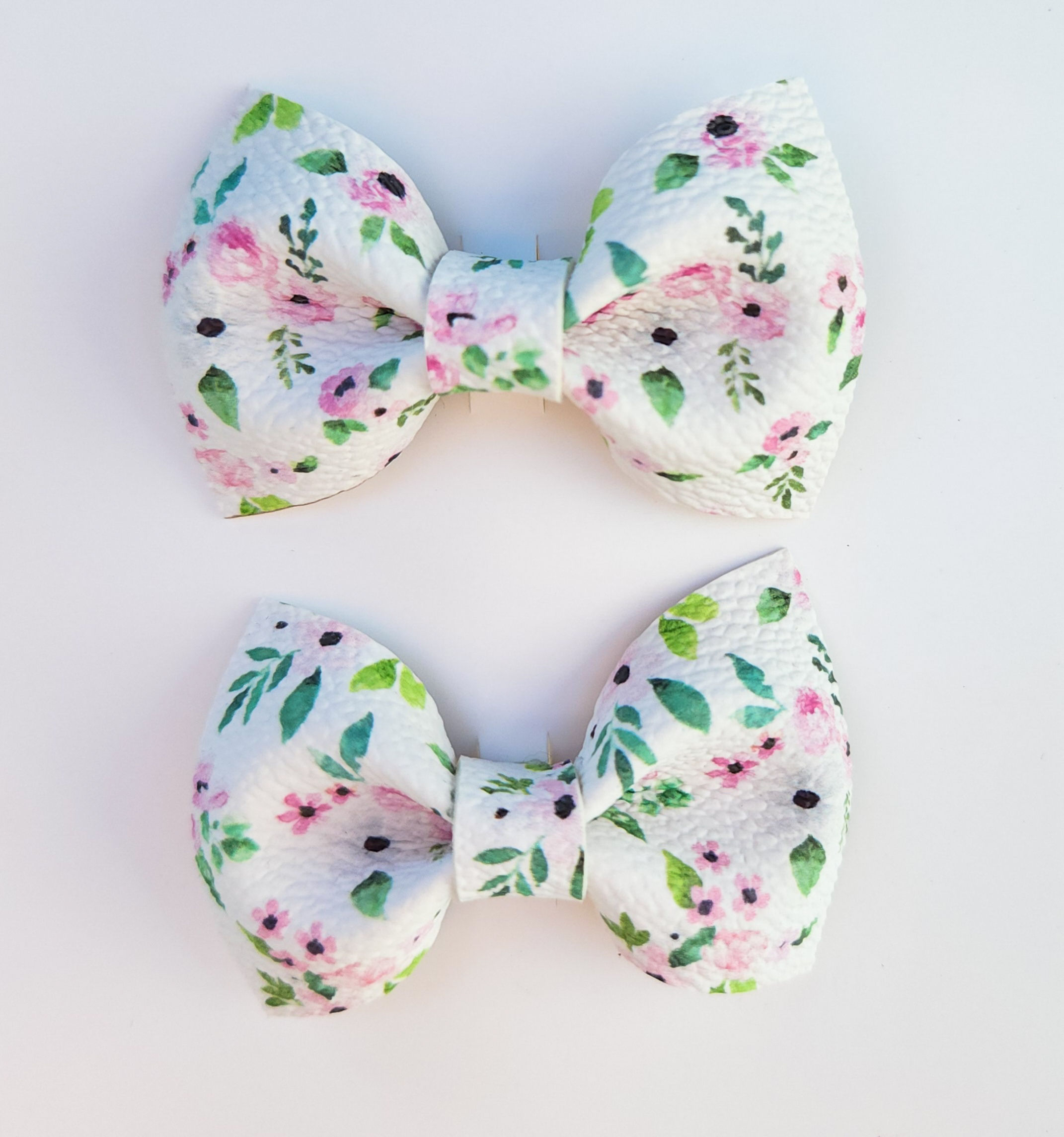 Faux Leather Piggy Set - White Floral