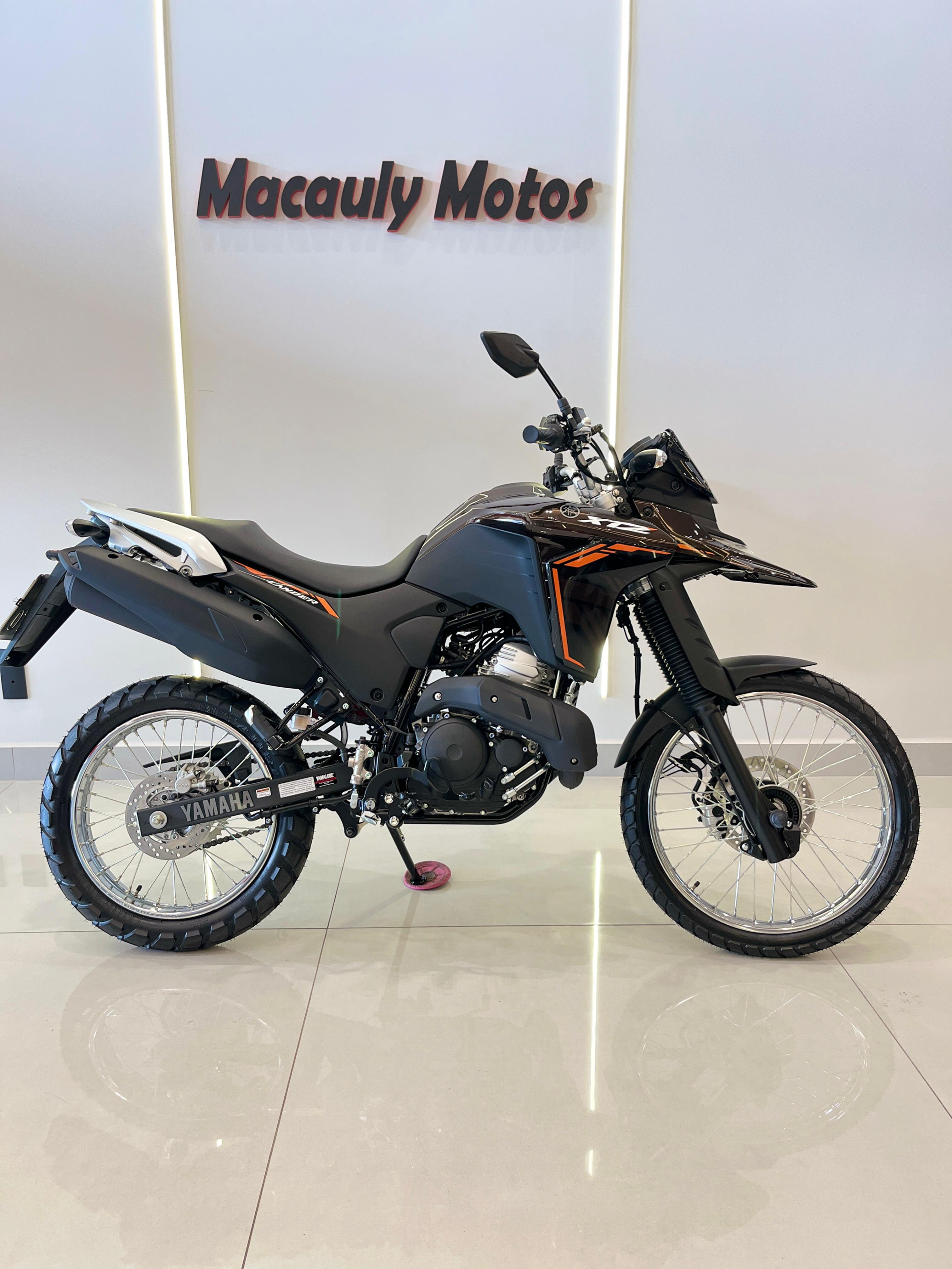 YAMAHA XTZ250 LANDER CONNECTED 2026