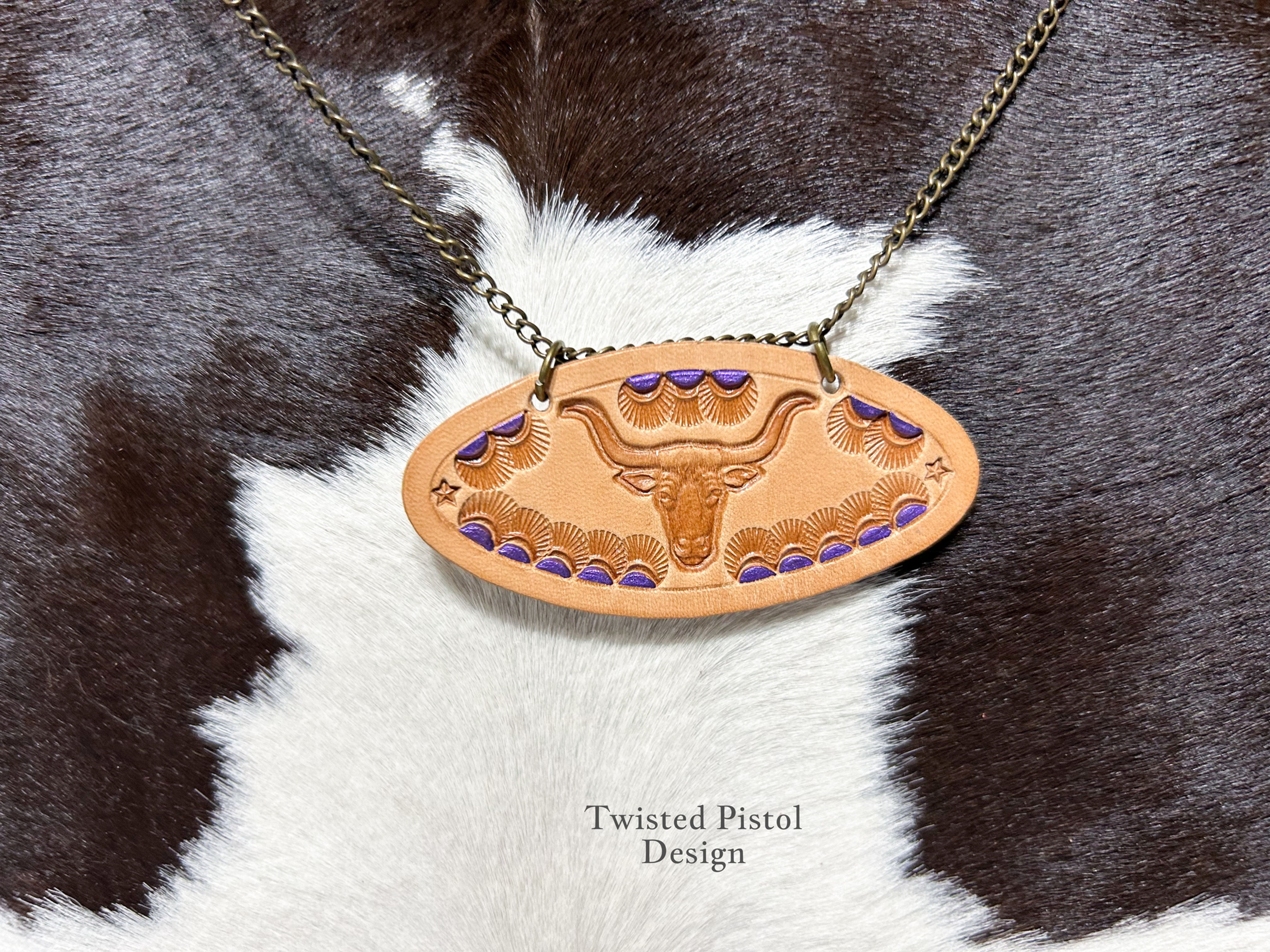 Longhorn necklace