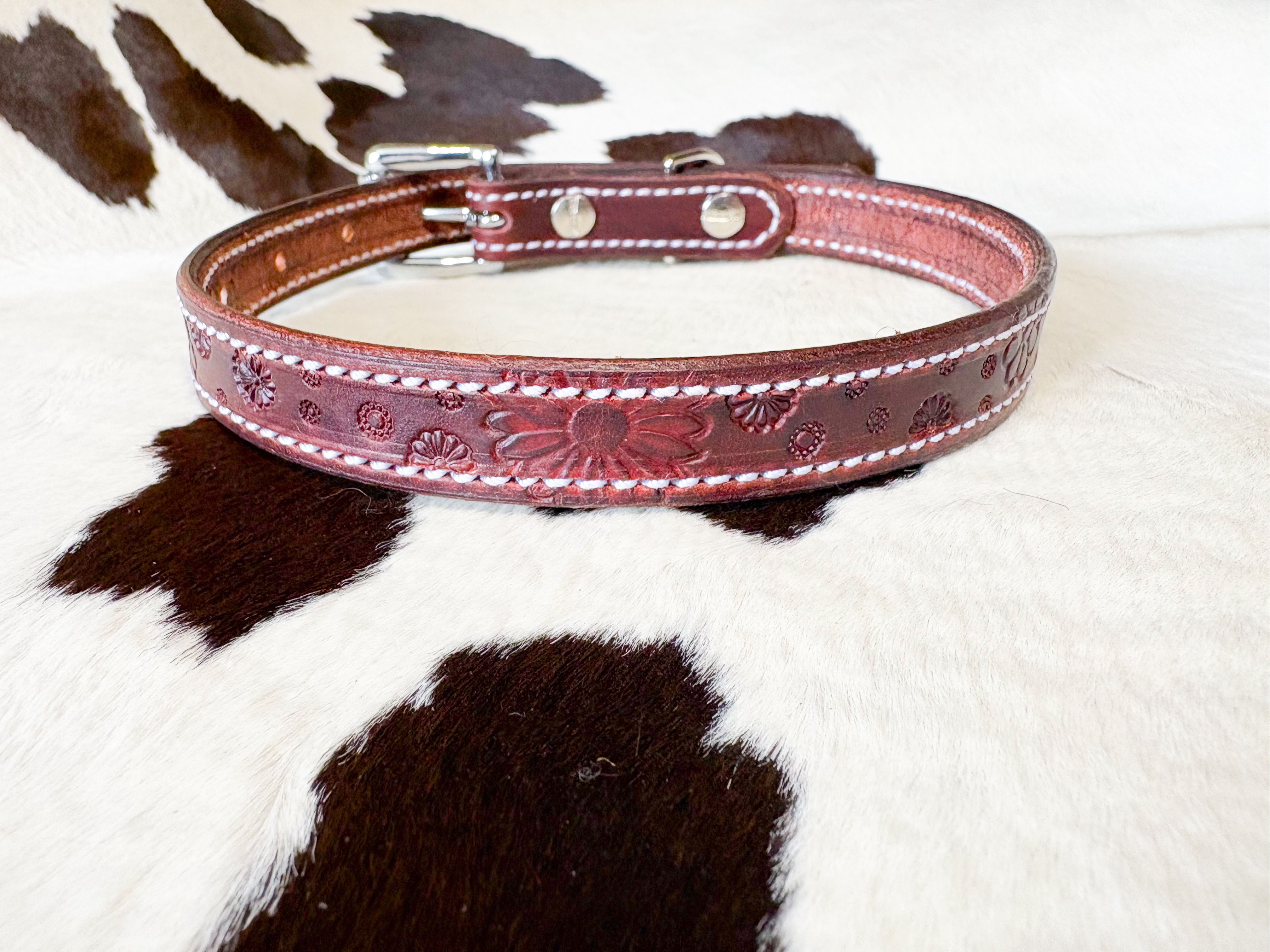 Daisy Stamped  3/4” Collar