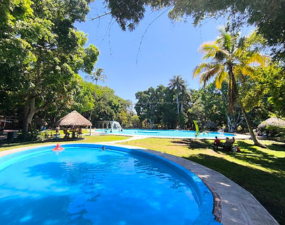 BALNEARIO EL COLIBRÍ .jpg