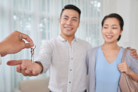 Top 10 Qualities to Look for in a Real Estate Agent in Singapore