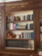 BUILT-IN BOOKSHELVES "BEFORE"