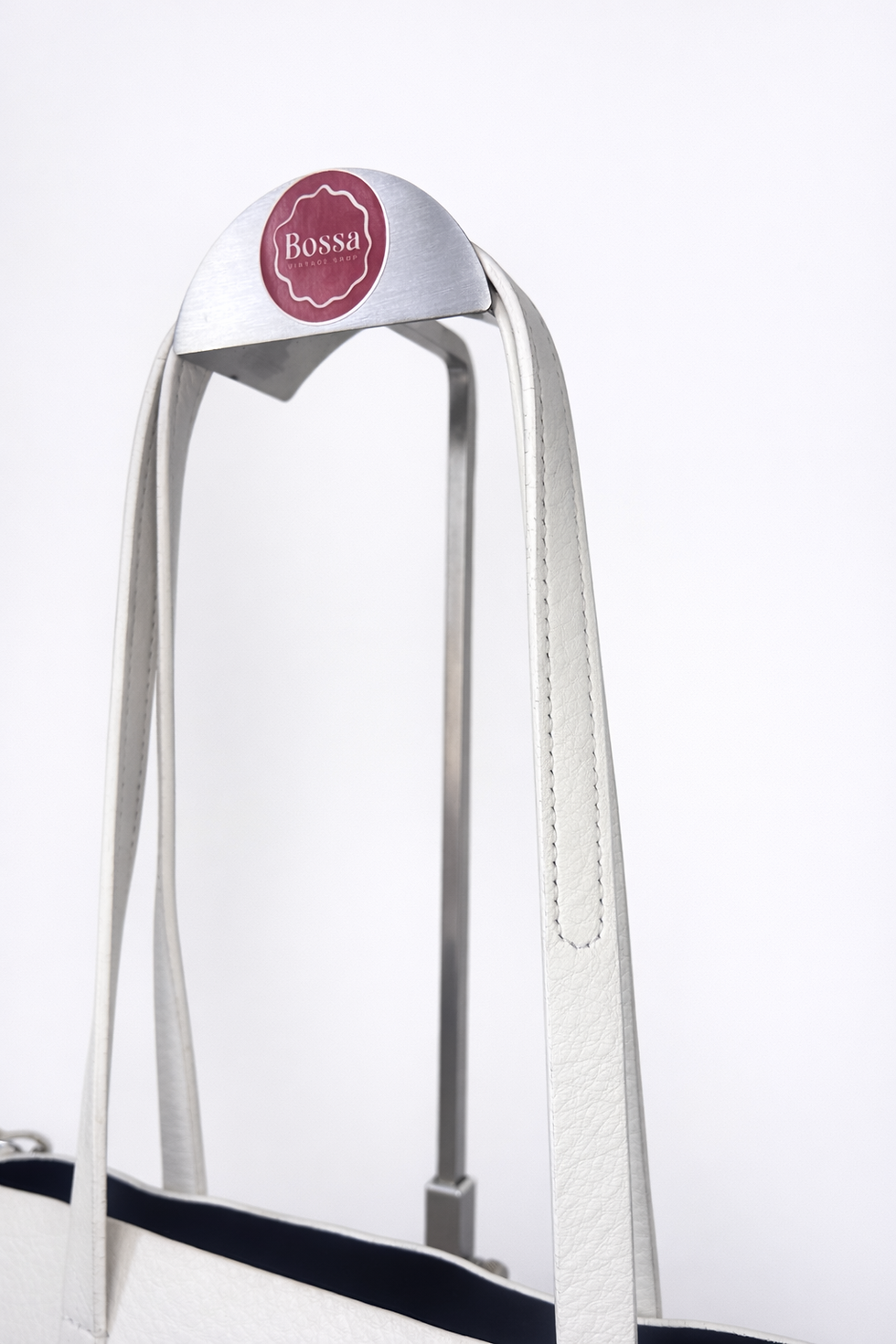 Thumbnail: Balenciaga Everyday Tote