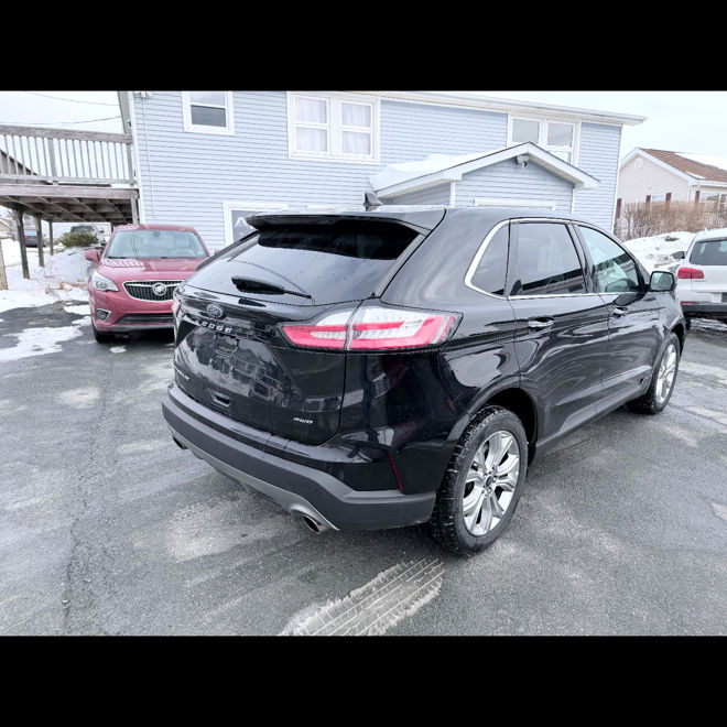 Thumbnail: 2024 Ford Edge Titanium