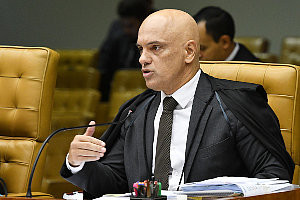 Ministro Alexandre suspendeu eficácia da lei que muda local de cobrança do ISS