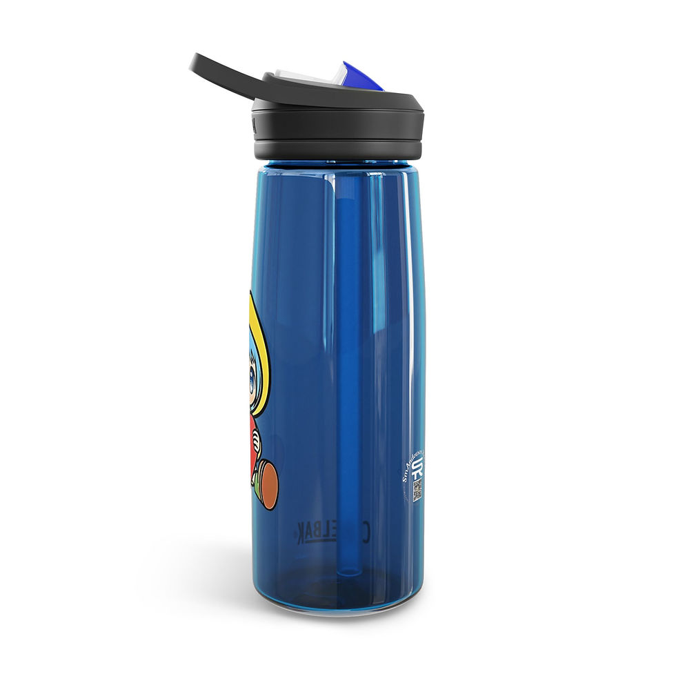 Thumbnail: Luce holding Heart, CamelBak Eddy®  Water Bottle, 20oz\25oz