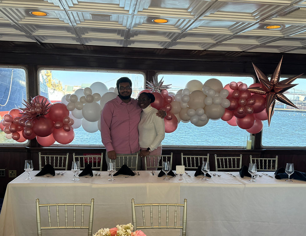 boat garland & couple