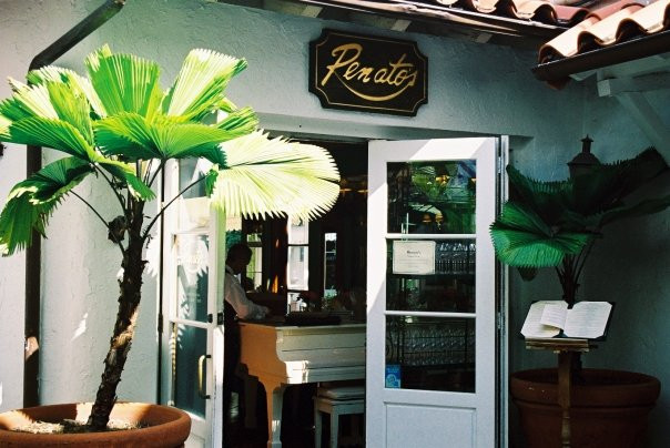 Renato's