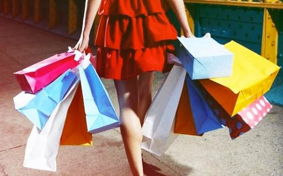Compras excessivas de Natal podem revelar compulsão por compras