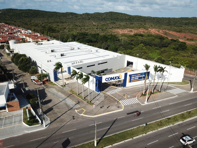 Comjol abre a quinta e maior loja do grupo na Avenida Roberto Freire, nesta terça-feira (28)