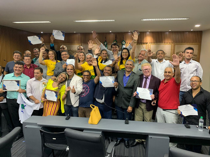 Líderes Comunitários são homenageados em Sessão Solene proposta pelo Vereador Ney Lopes Jr.