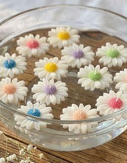 Water Floating Candle Daisy new.jpg