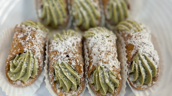 Small Pistachio Cannoli
