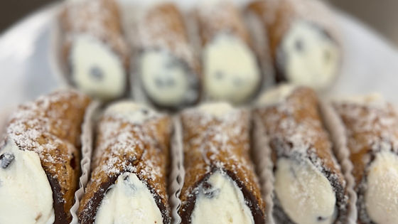 Small Chocolate Chip Cannoli