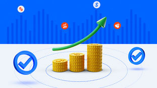 Ilustração representando crescimento financeiro com pilhas de moedas, seta ascendente e ícones de verificação, simbolizando o apoio a micro e pequenas empresas por meio de crédito e incentivos do governo.