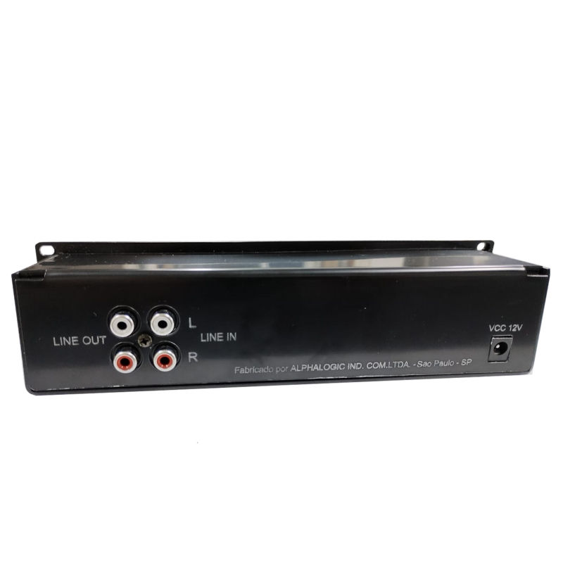 Mixer AC12 para microfones e música visto por trás
