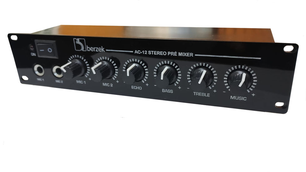 Ac12, pré amplificador para música e microfones, com mixer, tonalidade e eco para os microfones.