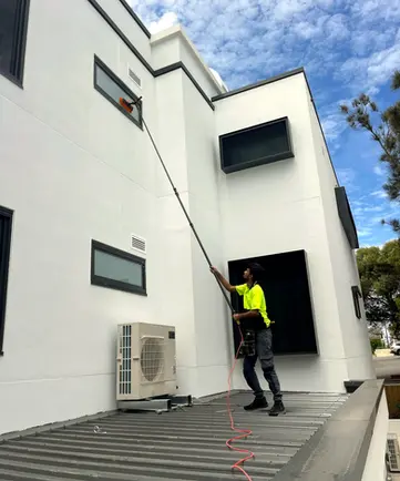 windows cleaner, commercial window cleaning, exterior windows cleaning