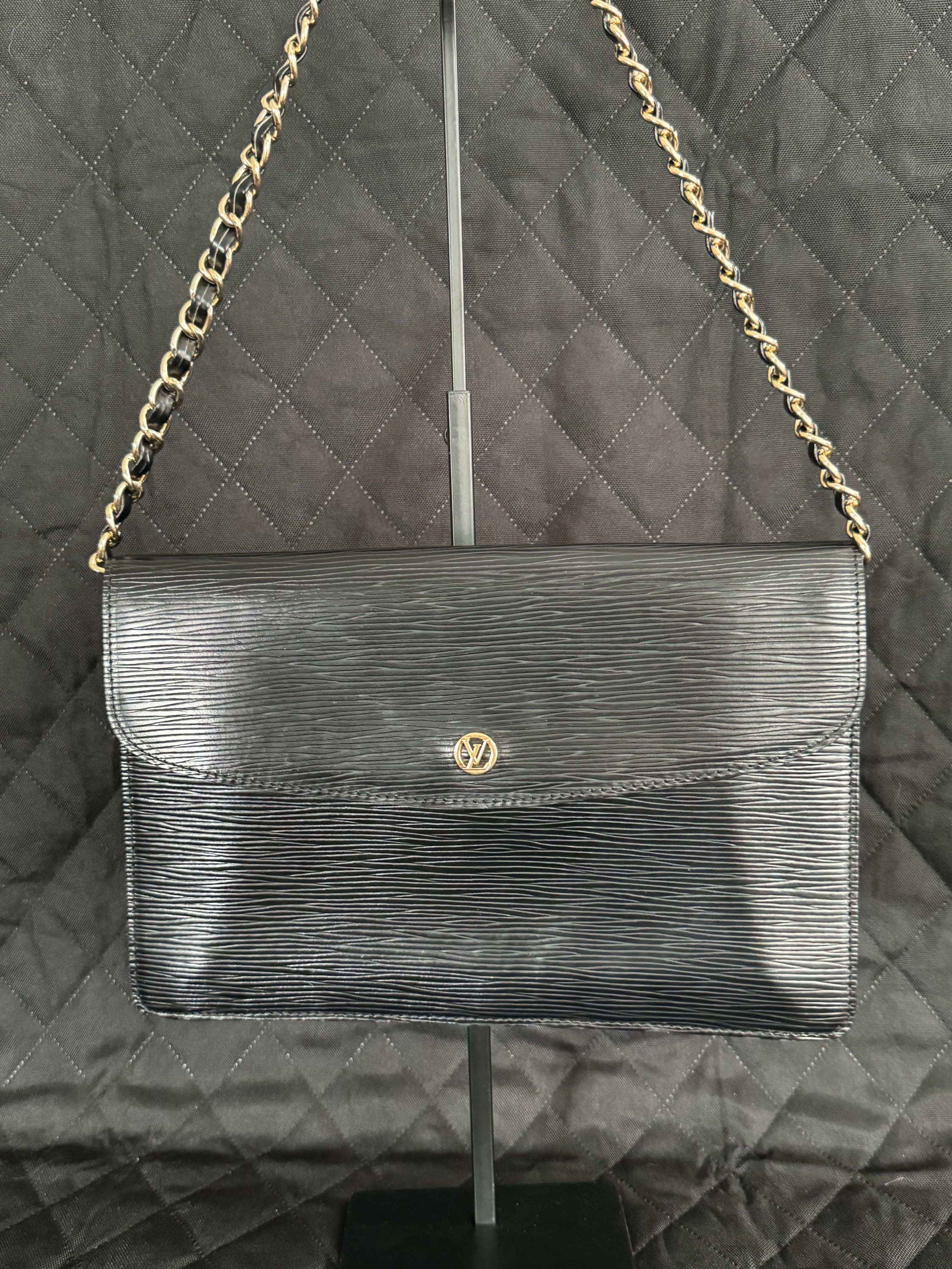 Louis Vuitton Black Epi Montaigne Crossbody Clutch
