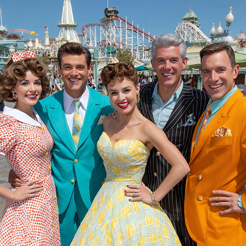 fashionjess_a_cast_photo_of_1950s_american_themed_performers__c13b4119-d11a-45c6-bf4e-bdd0