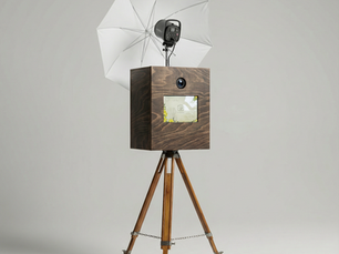 Professionelles Fotobox-Setup mit Studioblitz in einer eleganten Event-Location