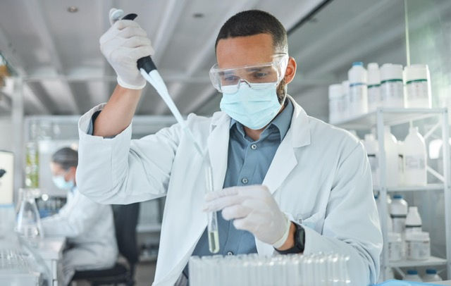 Peptides 101: Rick Karr on Education, Transparency, and the Future of Regenerative Medicine