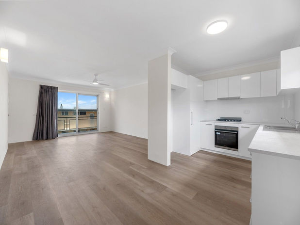 Wavell Heights kitchen and living room