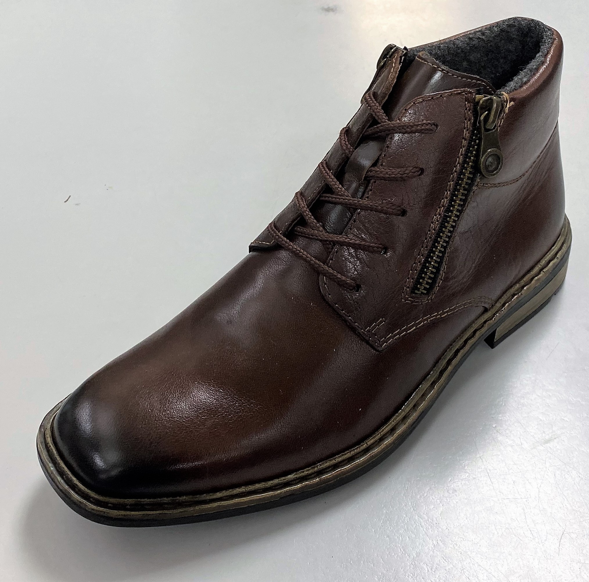 Collins Footwear Hamilton