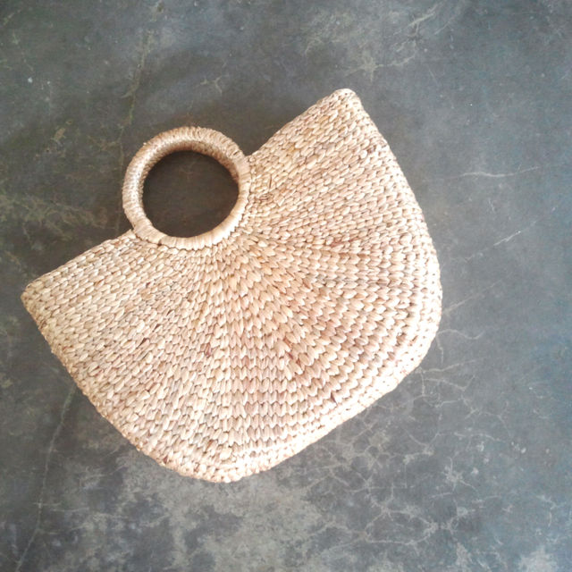 サムネイル： Water Grass Basket