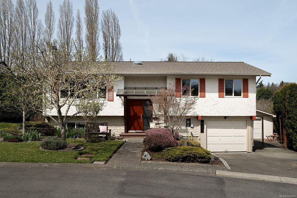 3916 Landis Pl, Victoria, BC V8X 4C1, Canada