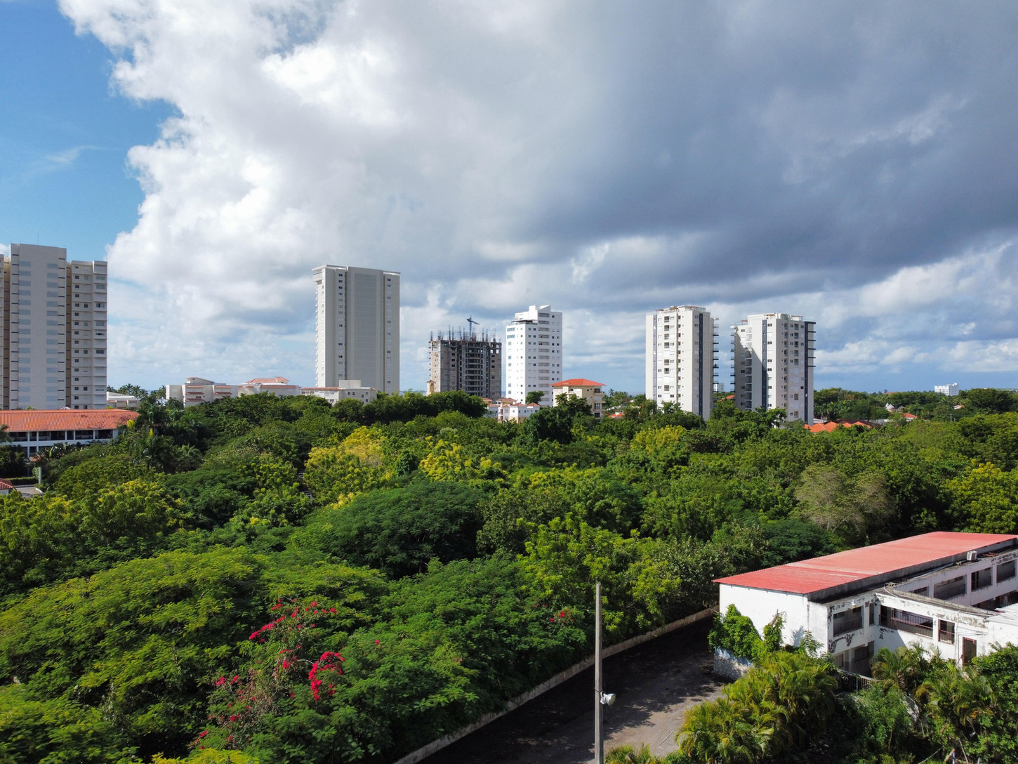 VERITAT Real Estate by Jordi Amargós, Santo Domingo, Dominican Republic, Rocket Web Labs, StudioLux, Real Estate Website Design