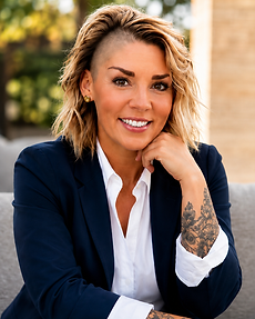 Lauren Kaiser 2.png