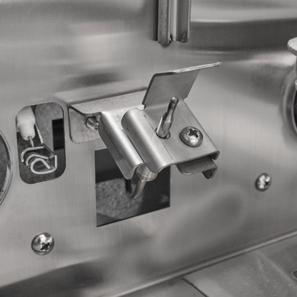 Thumbnail: C3CL36 Coyote CL-Series 36" Built In Grill w/ Infinity Burner