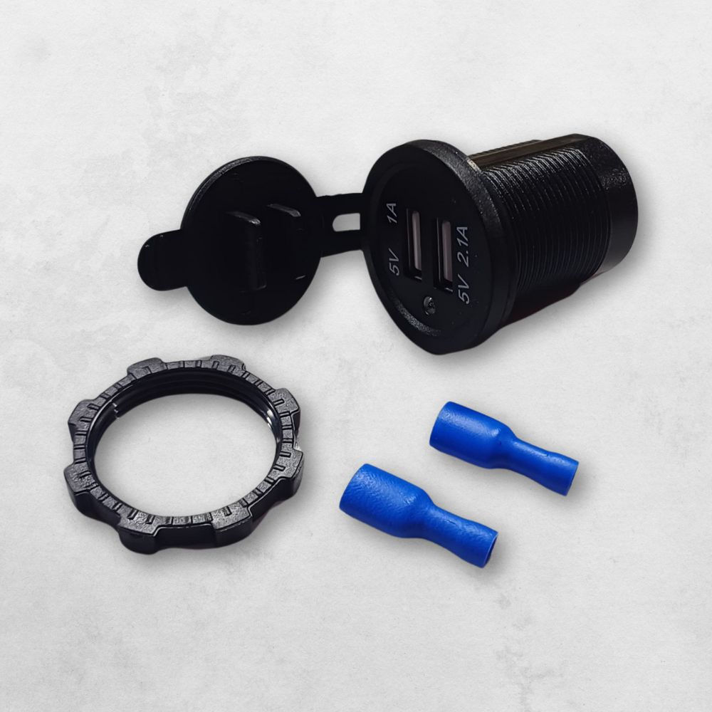 Tomada Veicular Carregador Usb 5v 2 Saídas 1.0a E 2.1a