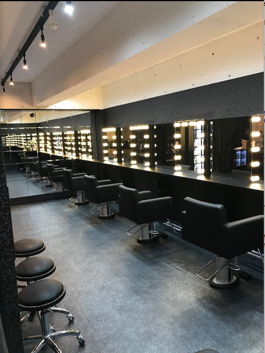 Inside Gold Salon