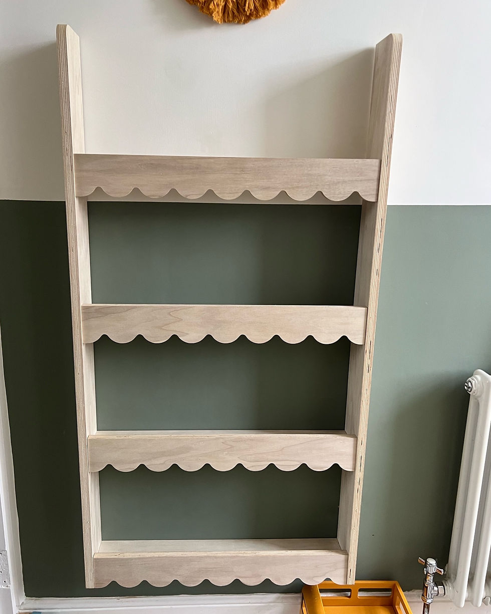 Thumbnail: Quadruple scalloped wall mounted Montessori book shelf