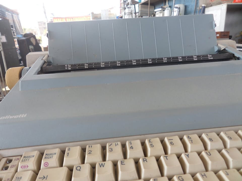 Miniatura: Máquina de Escrever