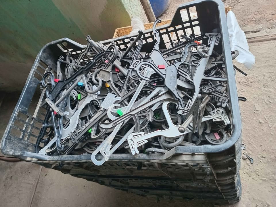 Miniatura: emos variedades de cabides  