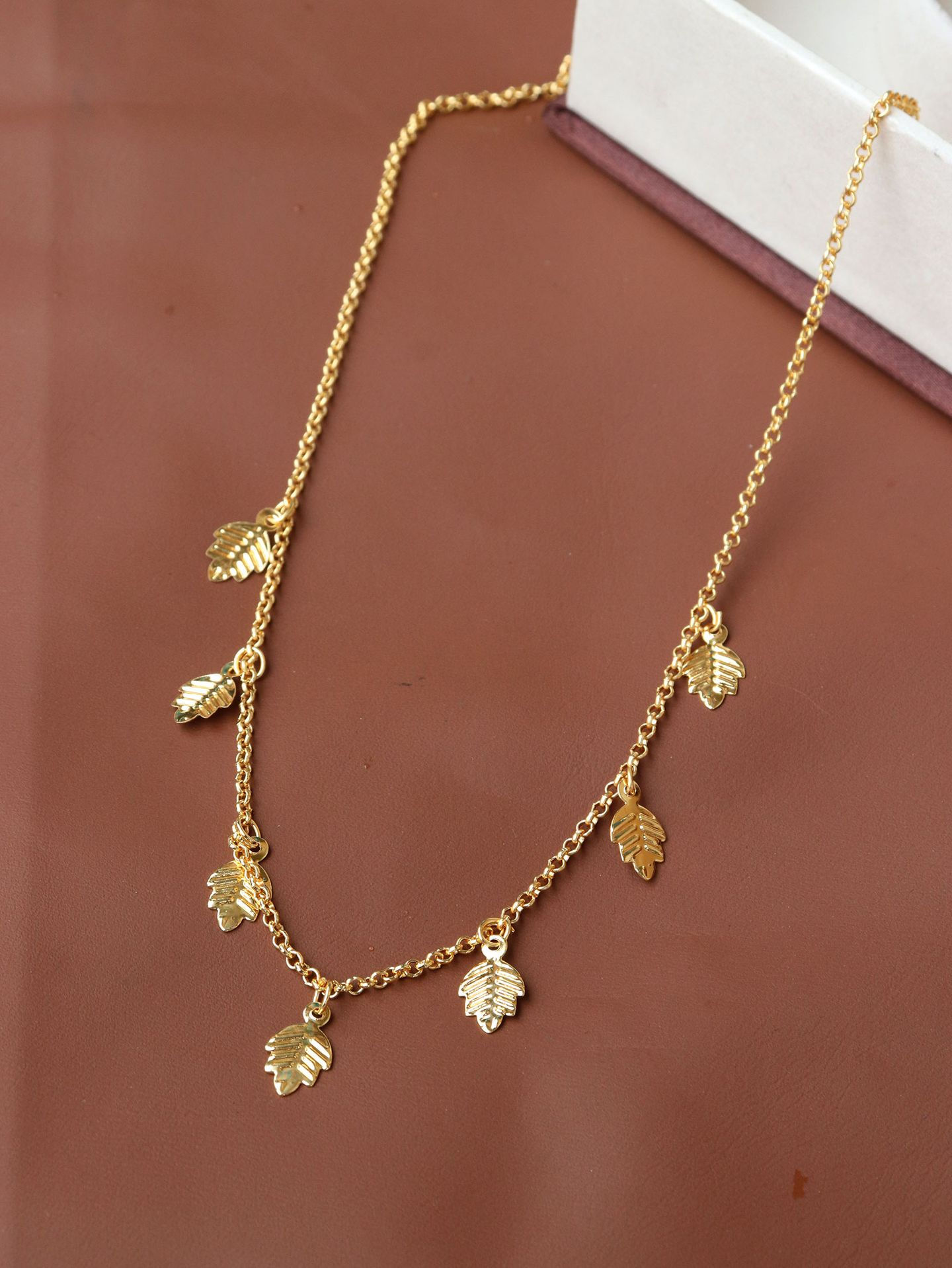 Multi Golden Leaves Necklace