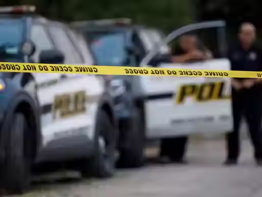 Una joven que iba a dar a luz en Navidad y su novio aparecieron ejecutados: los dos acusados son padre e hijo