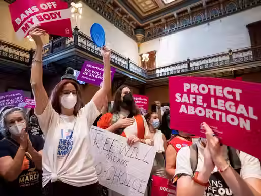 Carolina del Sur aprobó una nueva ley y se suma a los estados que restringen el aborto en EE.UU