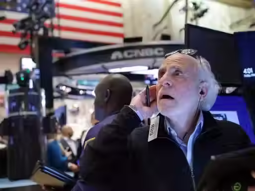 Wall Street volvió a caer mientras siguen las negociaciones sobre el techo de la deuda de EE.UU